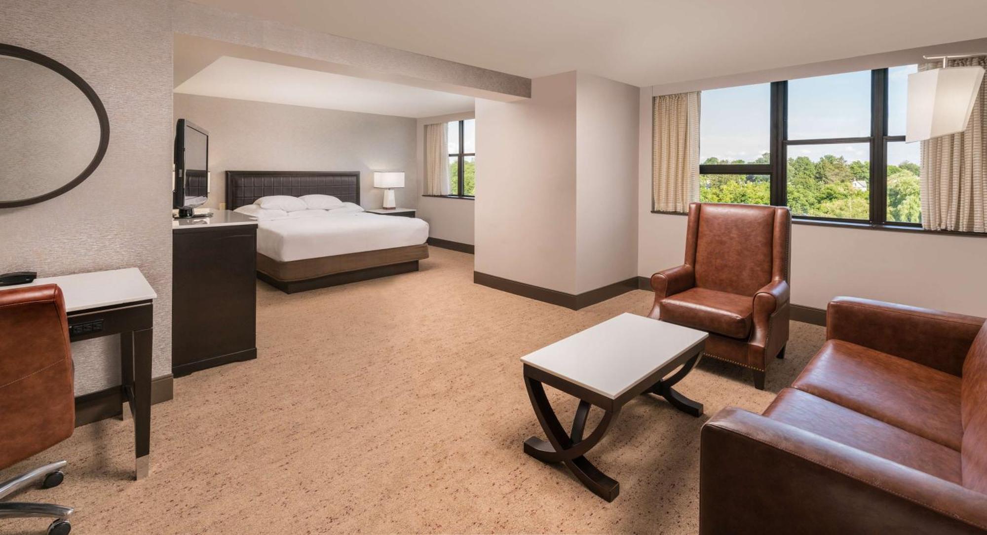 The Saratoga Hilton Hotel Saratoga Springs Bagian luar foto