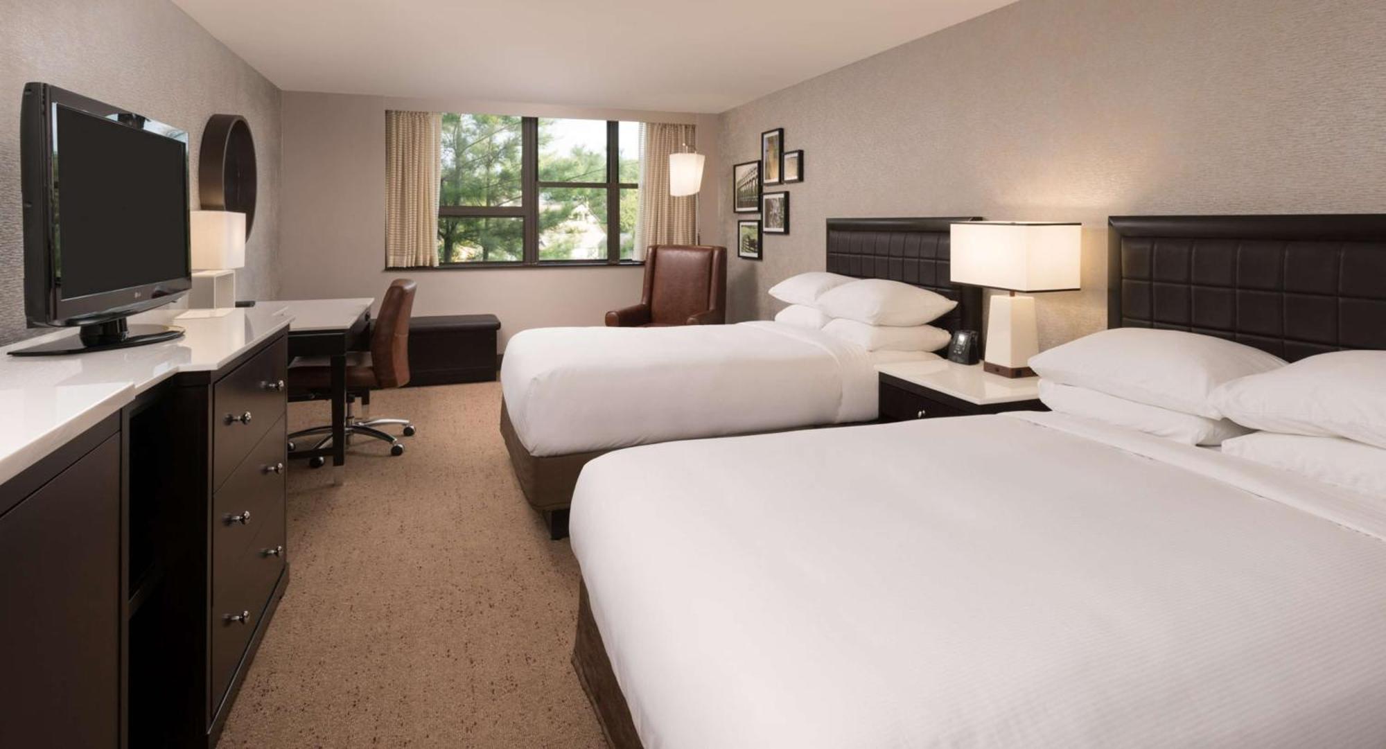 The Saratoga Hilton Hotel Saratoga Springs Bagian luar foto