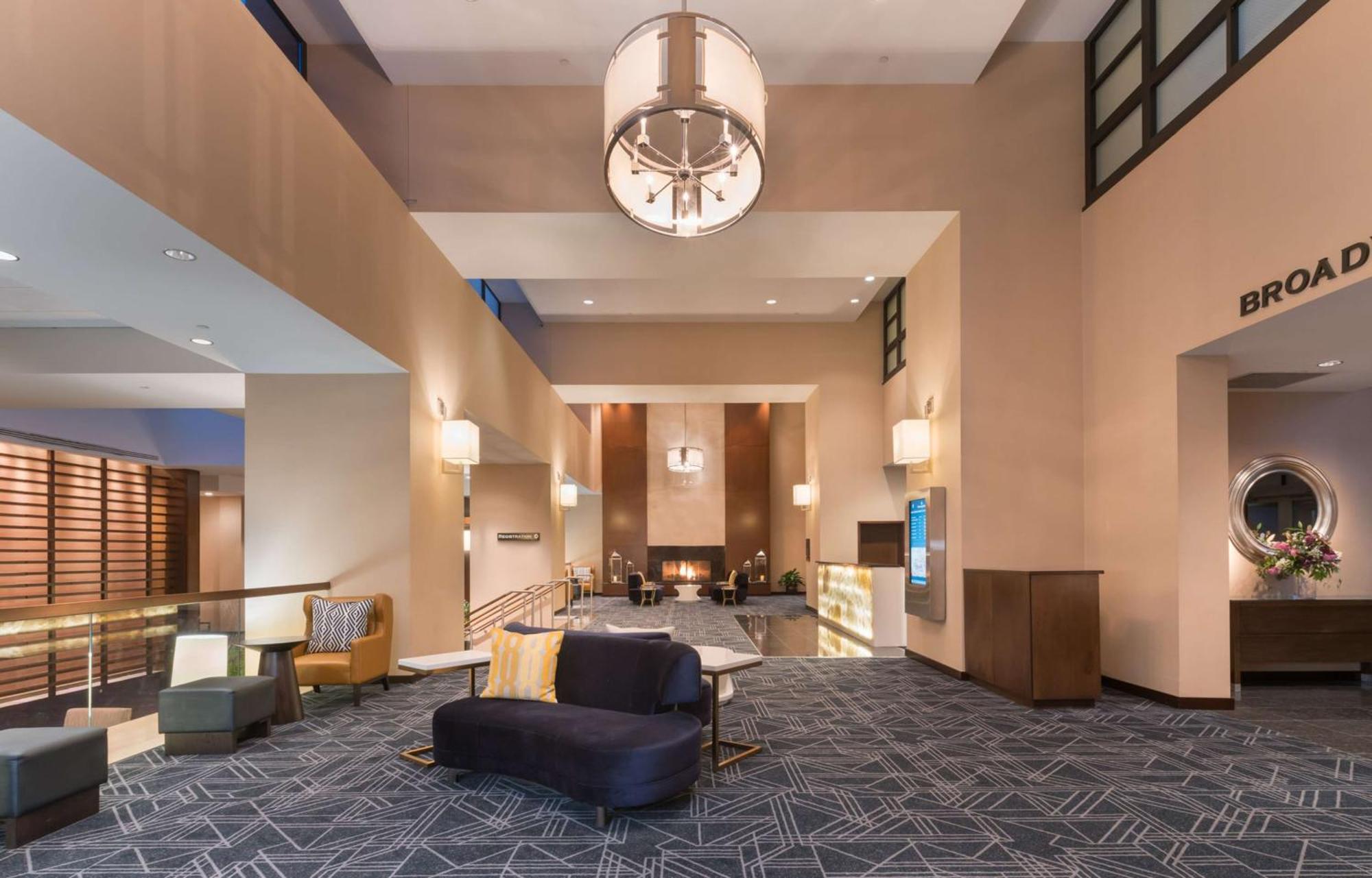 The Saratoga Hilton Hotel Saratoga Springs Bagian luar foto