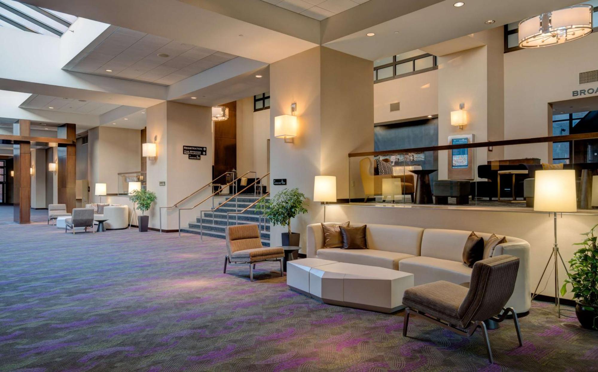 The Saratoga Hilton Hotel Saratoga Springs Bagian luar foto