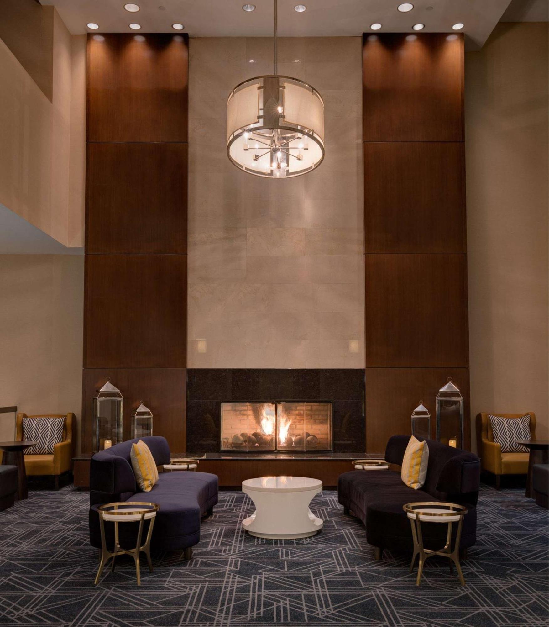 The Saratoga Hilton Hotel Saratoga Springs Bagian luar foto